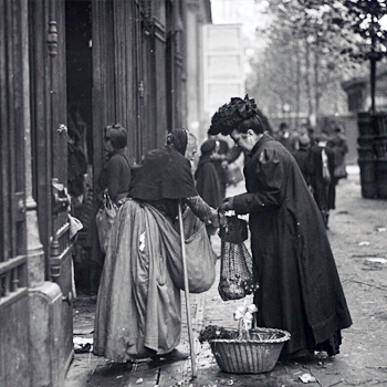 1900 Street Scene